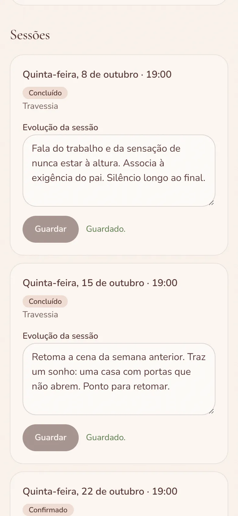 Prontuário de uma paciente fictícia com a evolução escrita de cada sessão
